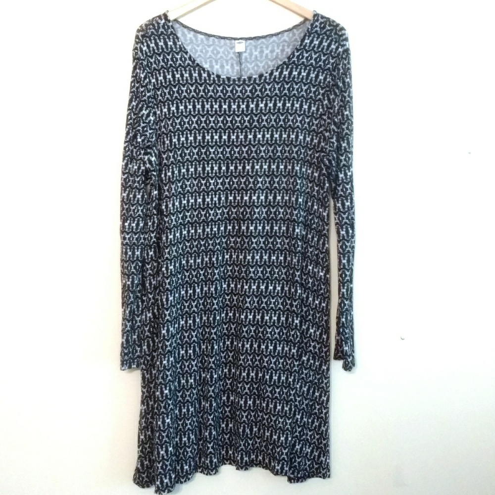 Price firm - XL Old Navy long sleeve swing dress